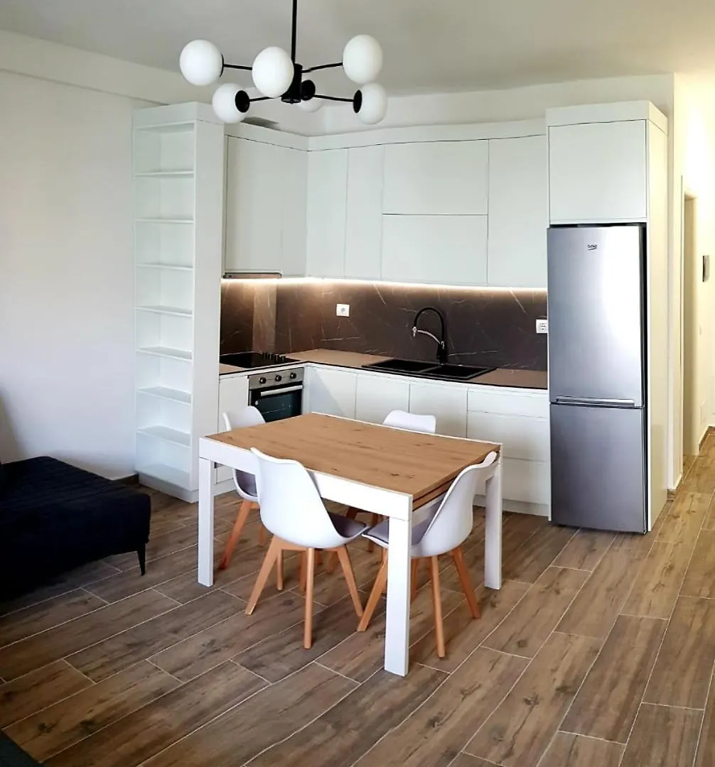 Eman Apartment Himare