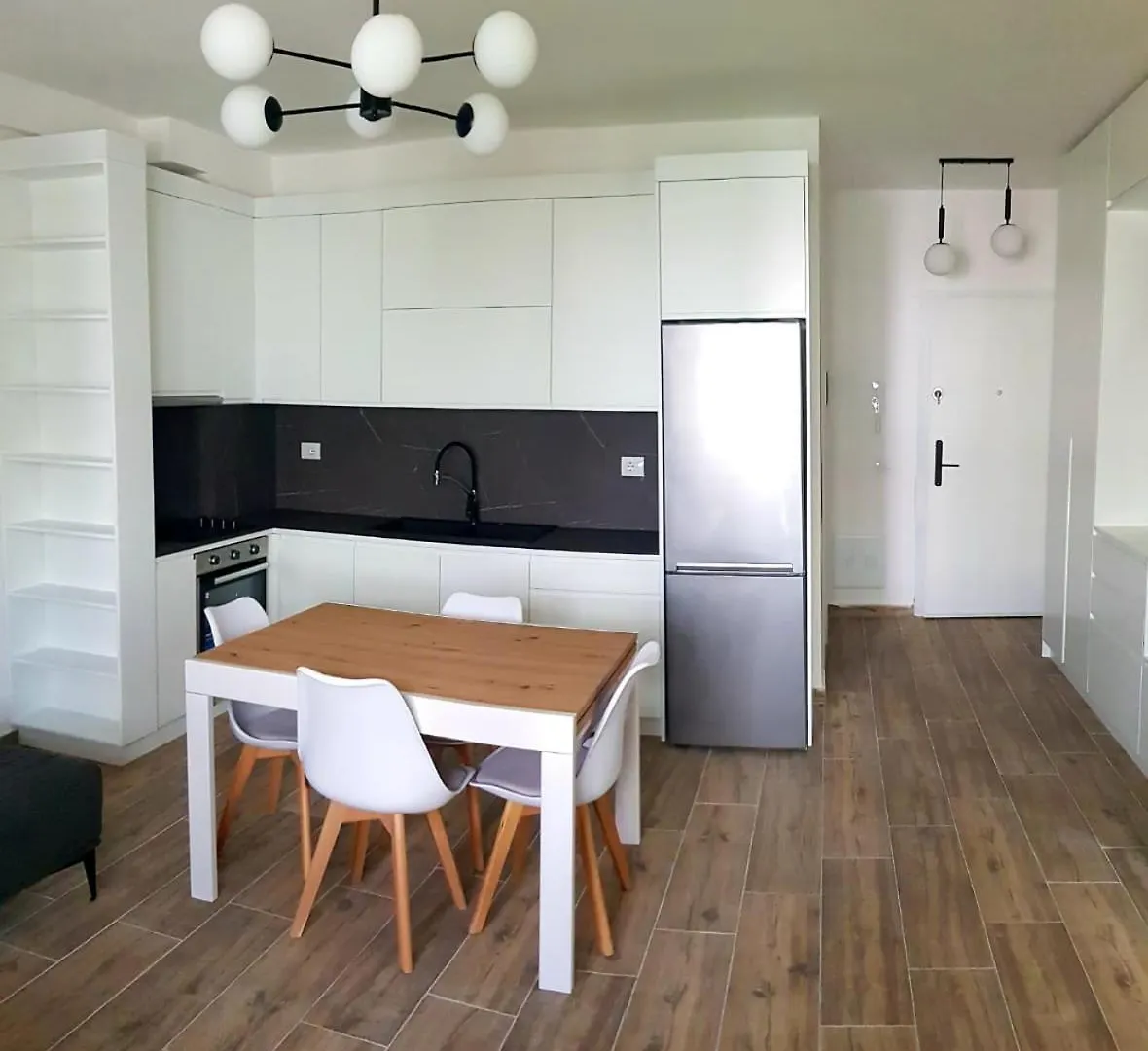 Eman Apartment Himare 0*,  Albania